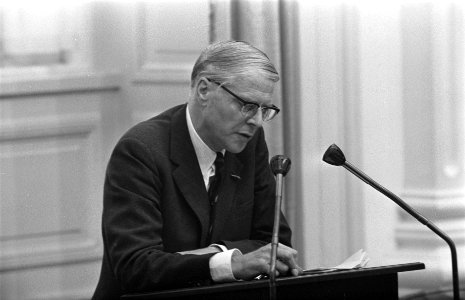 Minister van Economische Zaken De Block aan het woord tijdens de behandeling va…, Bestanddeelnr 922-8223