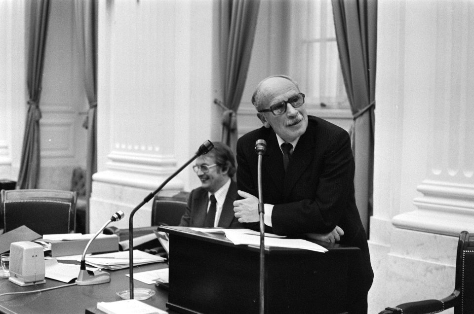 Minister Van Doorn aan het woord in de Kamer, Bestanddeelnr 927-7982
