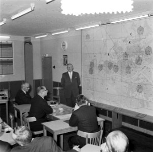 Minister Struijken bezoekt BB te Rotterdam, Bestanddeelnr 908-3080