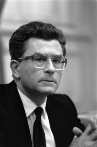 Minister Van Dijk, Bestanddeelnr 931-8384