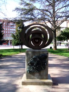 Miranda de Ebro, Parque Antonio Machado 12