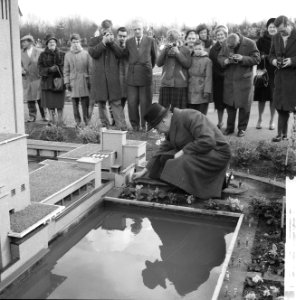 Minister Van Aartsen opent Madurodam, Bestanddeelnr 913-7243