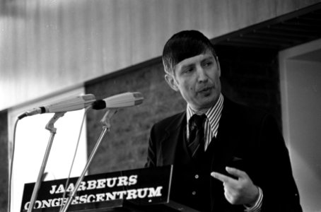 Minister Van Agt aan het woord, Bestanddeelnr 927-9920