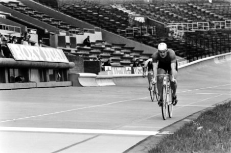 Nationale Kampioenschappen Wielrennen op de baan in Amsterdam 1979 Lau Veldt in, Bestanddeelnr 930-3701