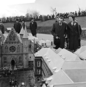 Minister Van Aartsen opent Madurodam, Bestanddeelnr 913-7246