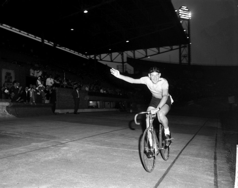 Nationale kampioenschappen wielrennen op de baan in Olympisch Stadion te Amsterd, Bestanddeelnr 916-7266