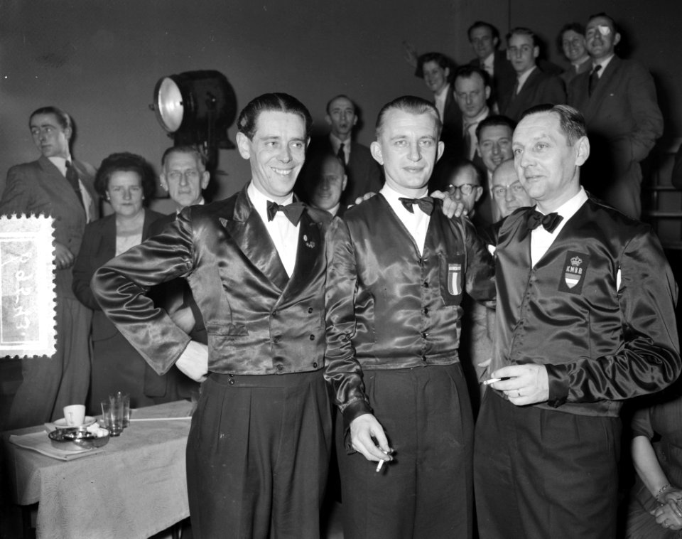 Nationale hoofdklasse drieband biljarten, Bestanddeelnr 906-9543