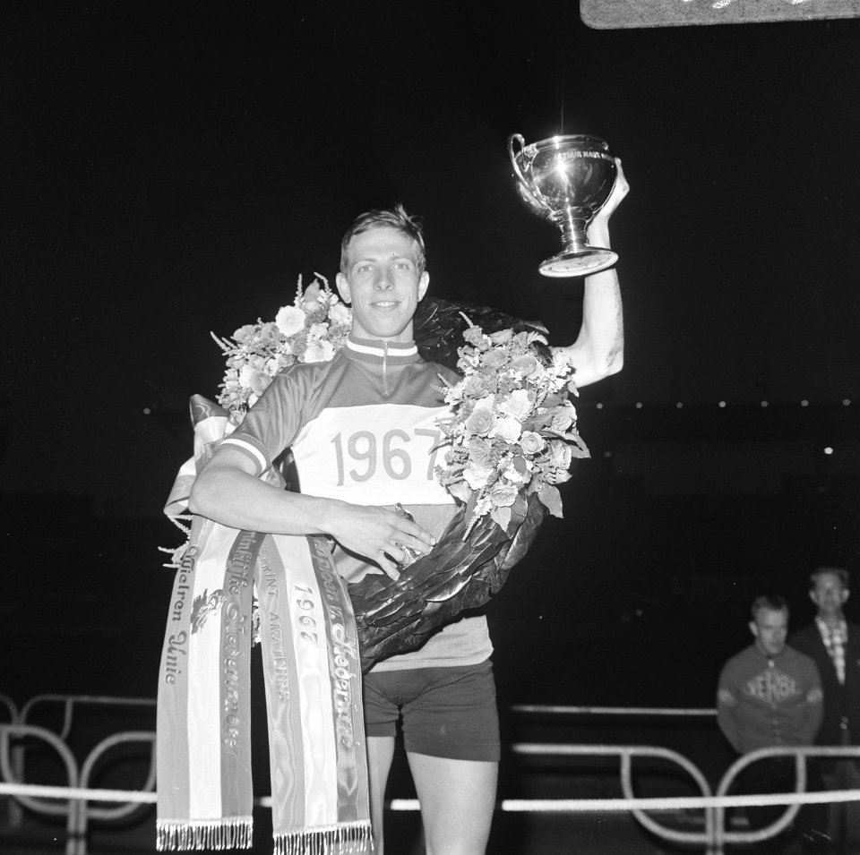 Nationale Kampioenschappen Wielrennen op de baan in Olympisch Stadion . Nederlan, Bestanddeelnr 920-5454