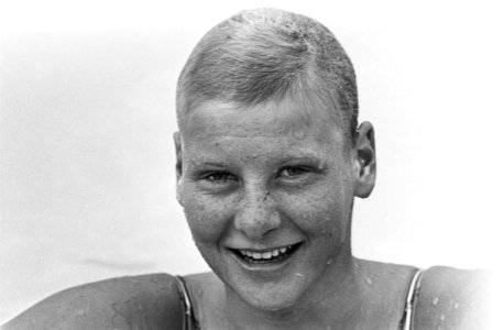 Nationale kampioenschappen zwemmen te Den Haag , Linda de Boer kop, Bestanddeelnr 924-7692