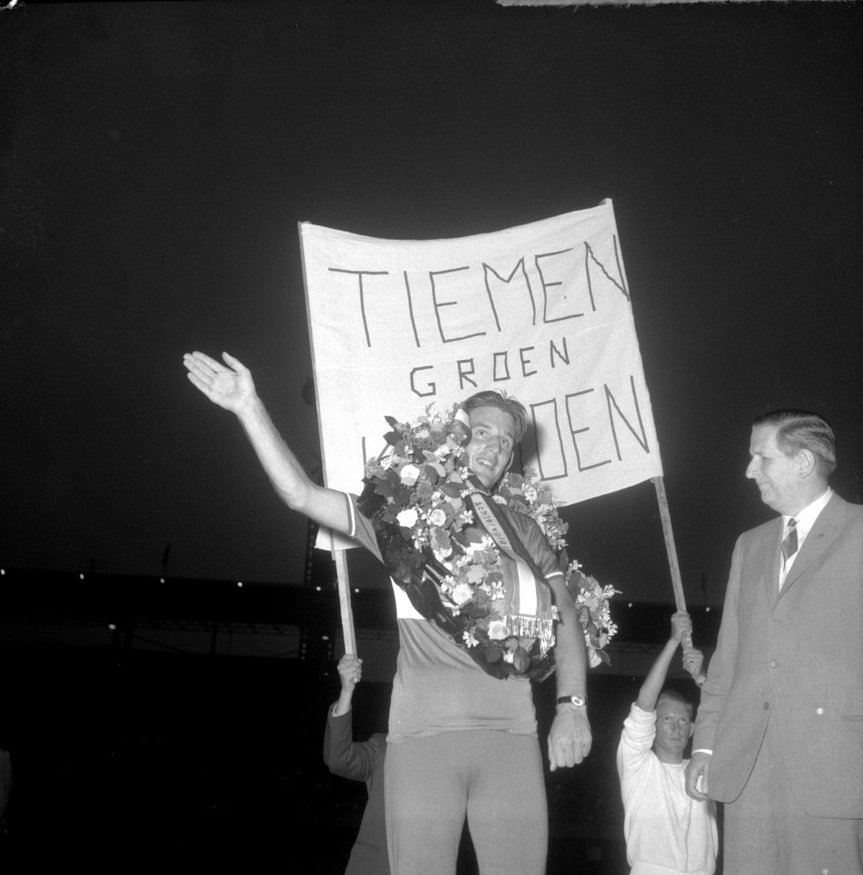 Nationale kampioenschappen wielrennen op de baan in Olympisch Stadion te Amsterd, Bestanddeelnr 916-7258
