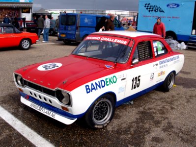 Nationale oldtimerdag Zandvoort 2010, Red White Blue Ford racecar