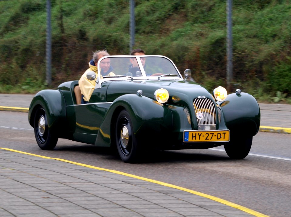 Nationale oldtimerdag Zandvoort 2010, Green BURTON, HY-27-DT