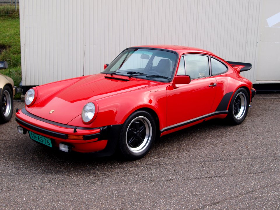 Nationale oldtimerdag Zandvoort 2010, Red Porsche