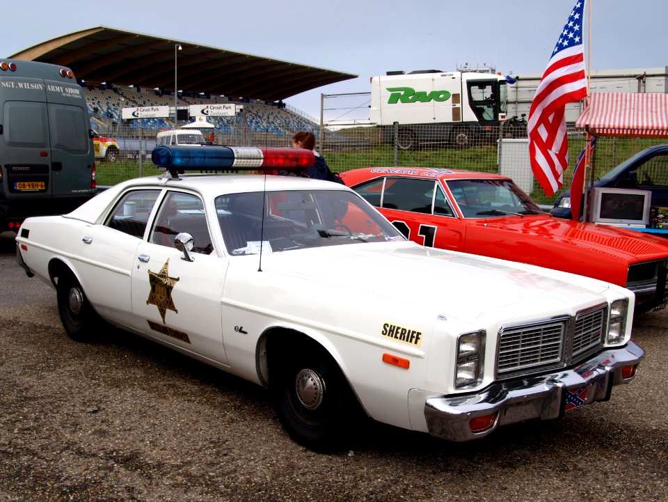 Nationale oldtimerdag Zandvoort 2010, Police car, Dodge Monaco pic1