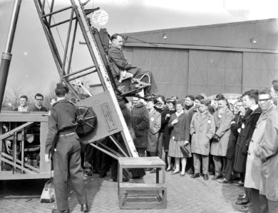 Nationale Luchtvaartdag op Soesterberg (majoor M E J A Smitshuysen , hoofd L, Bestanddeelnr 910-2536