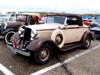 Nationale oldtimerdag Zandvoort 2010, 1933 PLYMOUTH PD, AH-63-95 pic1