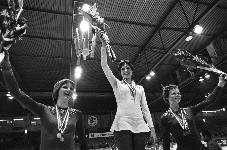Nationale kampioenschappen kunstrijden, Den Haag huldiging (zie 283433), Bestanddeelnr 928-3435
