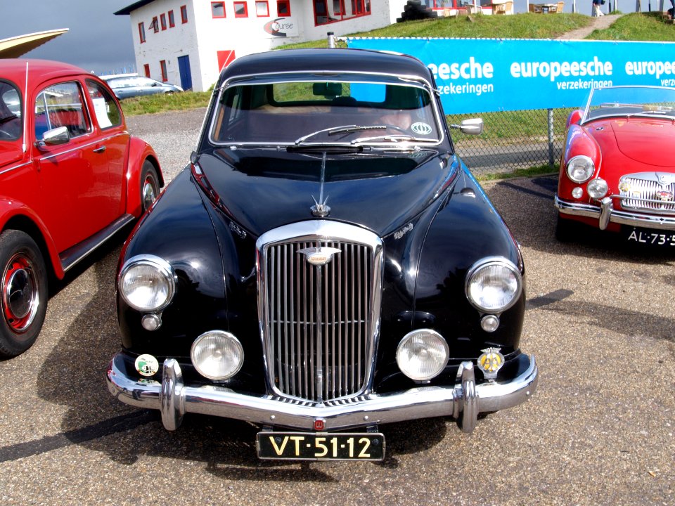 Nationale oldtimerdag Zandvoort 2010, 1957 WOLSELEY 15-50, VT-51-12 pic2
