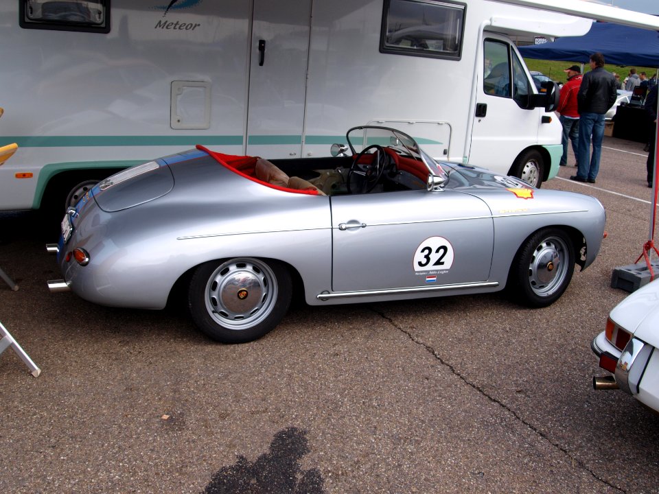 Nationale oldtimerdag Zandvoort 2010, 1962 PORSCHE 356, AR-07-24 pic2