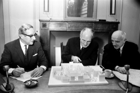 Nationale tent. t.g.v. 25e herdenking bevrijding 23 april tot 20 juni in Nieuwe , Bestanddeelnr 923-1965