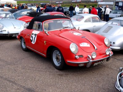Nationale oldtimerdag Zandvoort 2010, 1963 RED PORSCHE 356B CABRIO, DM-05-25 pic2