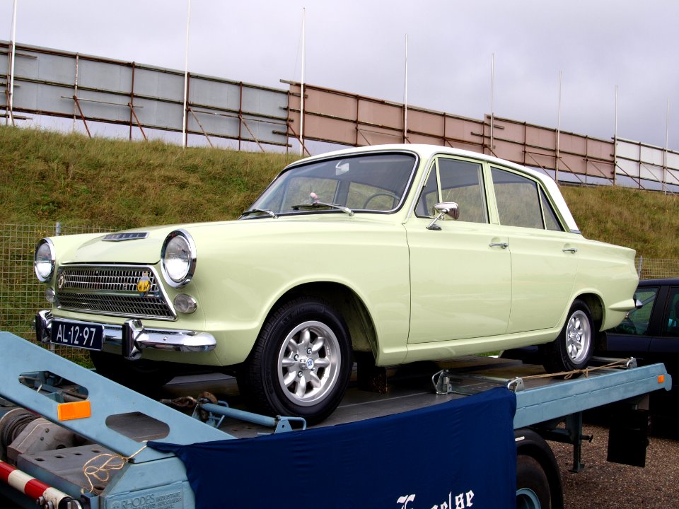 Nationale oldtimerdag Zandvoort 2010, 1963 FORD CONSUL CORTINA DE LUXE, AL-12-97