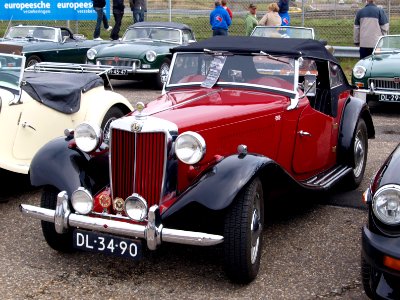Nationale oldtimerdag Zandvoort 2010, 1951 MG TD, DL-34-90 pic1