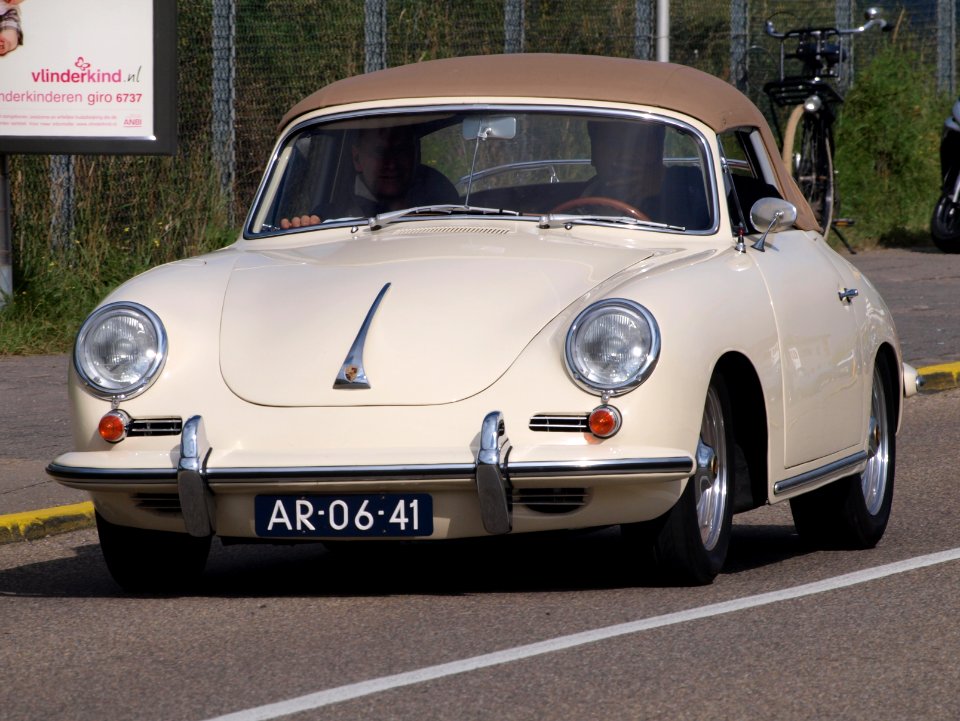 Nationale oldtimerdag Zandvoort 2010, 1963 PORSCHE 356B, AR-06-41 pic1