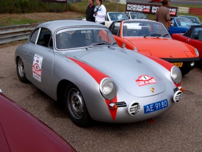 Nationale oldtimerdag Zandvoort 2010, 1964 PORSCHE SC 1600, AE-91-80 pic1