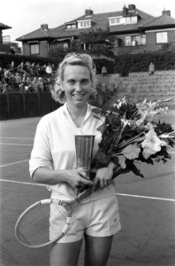 Nationale Tenniskampioenschappen. Mevrouw Baars, Bestanddeelnr 912-8507
