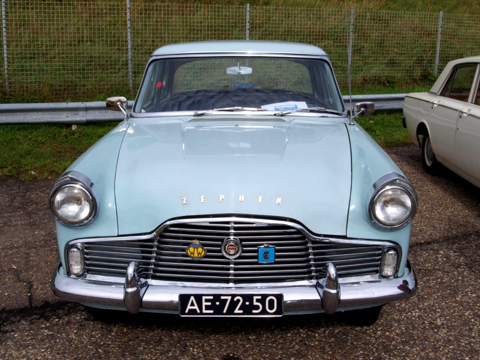 Nationale oldtimerdag Zandvoort 2010, 1964 FORD ZEPHYR 6, AE-72-50 pic2