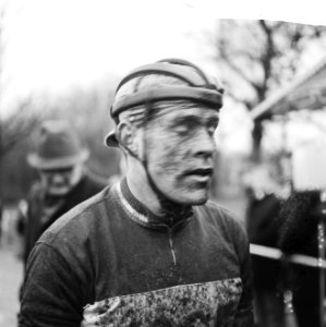 Nationale cycle-cross in Amsterdamse Bos, Cor Rutgers ( bemodderd gezicht), Bestanddeelnr 918-6265