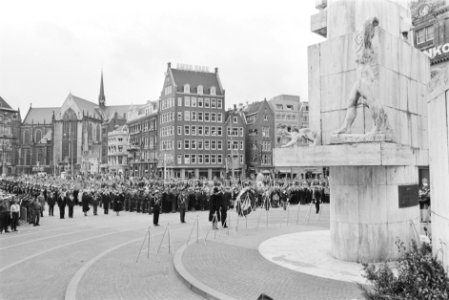 Nationale Dodenherdenking op de Dam (overzicht), Bestanddeelnr 933-9694