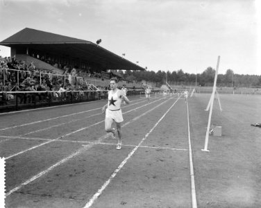 Nationale atletiekkampioenschappen te Eindhoven, Bestanddeelnr 911-4474