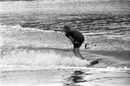 Nationale waterski-kampioenschappen op de Bosbaan, Bestanddeelnr 926-5758