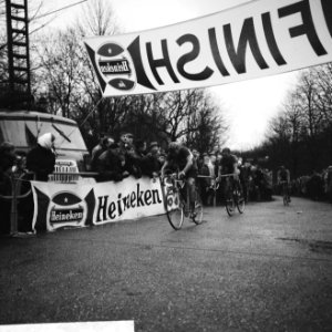 Nationale cycle-cross in Amsterdamse Bos, Bestanddeelnr 934-6469