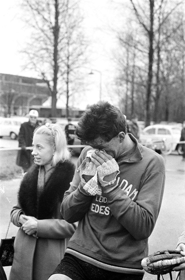 Nationale Cycle-Cross Amsterdamse Bos. Winnaar Amateurs Cockie van der Hulst ond, Bestanddeelnr 920-9487