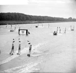 Nationale Waterskikampioenschappen op de Bosbaan, Bestanddeelnr 912-7603