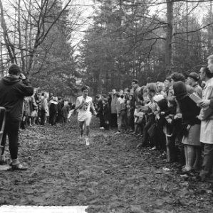 Nationale veldloopkampioenschappen 1966 te Apeldoorn, bij dames Ilja Lameen winn, Bestanddeelnr 918-8556