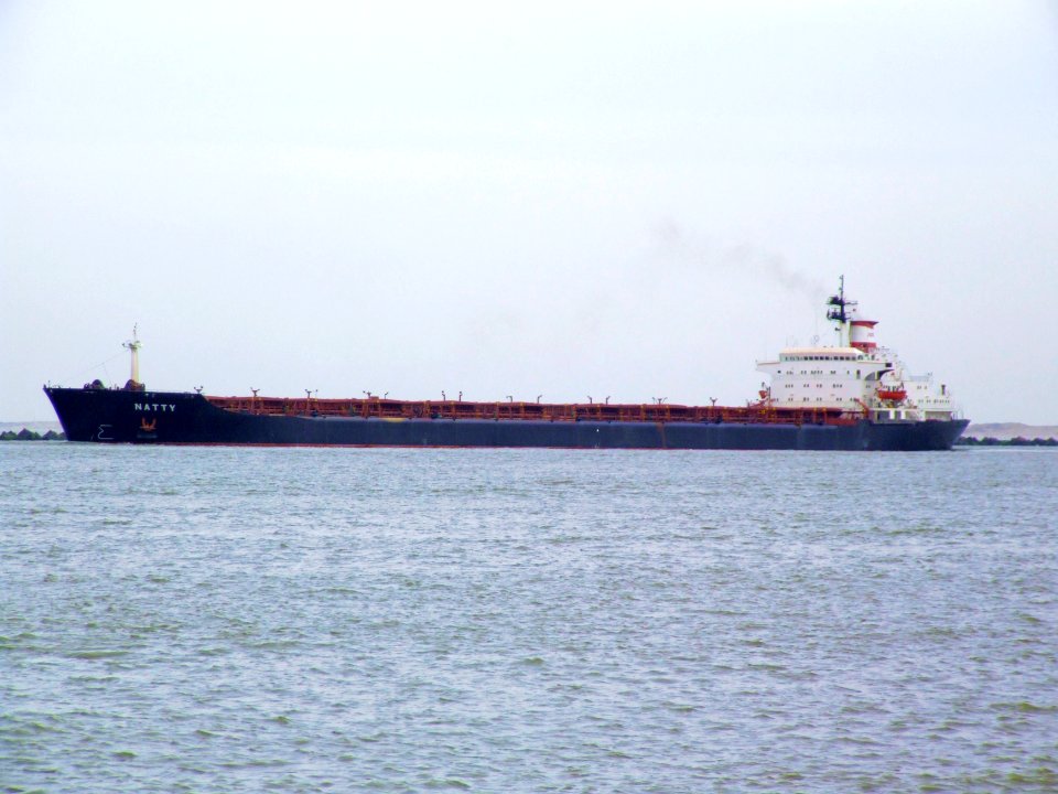 Natty IMO b8132859 p1 leaving Port of Rotterdam, Holland 04-Mar-2007