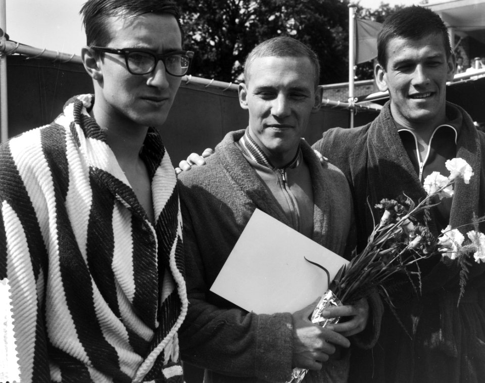 Nationale zwemkampioenschappen, A van Oest, Jan Jiskoot, Van Hemert, Bestanddeelnr 916-7499