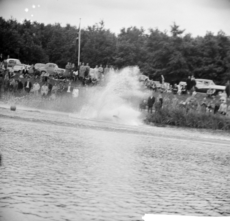 Nationale Waterskikampioenschappen op de Bosbaan, Bestanddeelnr 912-7606