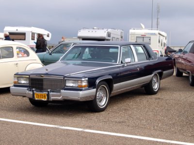 Nationale oldtimerdag Zandvoort 2010, CADILLAC BROUGHAM U9, 73-JTS-8 pic2