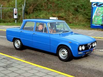 Nationale oldtimerdag Zandvoort 2010, 1977 ALFA ROMEO GIULIA 1300, 88-YA-12