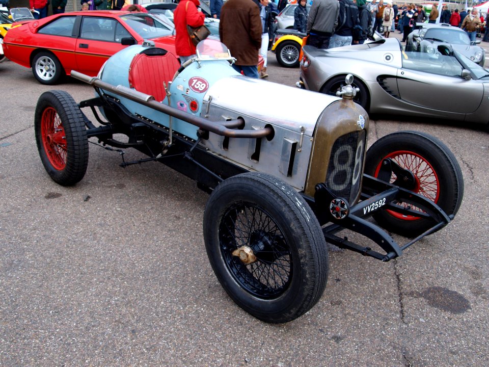 Nationale oldtimerdag Zandvoort 2010, Chevrolet race car pic4