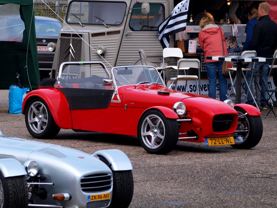 Nationale oldtimerdag Zandvoort 2010, DAX COBRA 2-AXLE-RIGID BODY, 72-LL-NL pic1