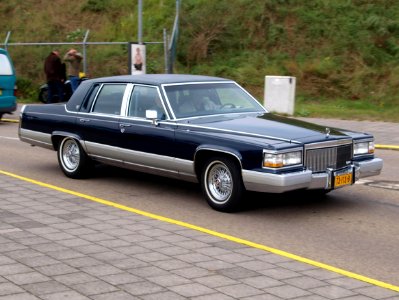 Nationale oldtimerdag Zandvoort 2010, CADILLAC BROUGHAM U9, 73-JTS-8 pic1