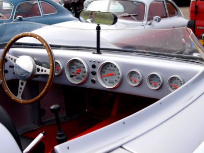 Nationale oldtimerdag Zandvoort 2010, 1973 VOLKSWAGEN SPYDER 82-29-XF pic2