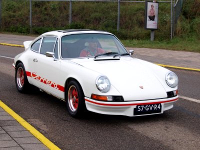 Nationale oldtimerdag Zandvoort 2010, 1984 PORSCHE 911 CARRERA COUPE, 57-GV-R4