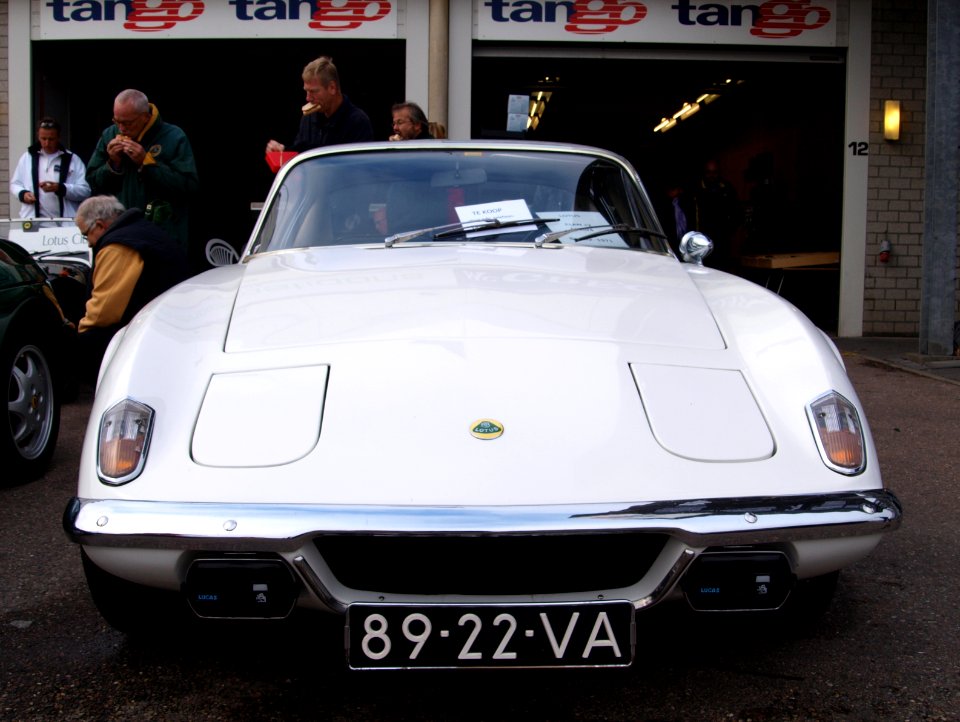Nationale oldtimerdag Zandvoort 2010, 1973 LOTUS ELAN+2S 130, 89-22-VA pic2